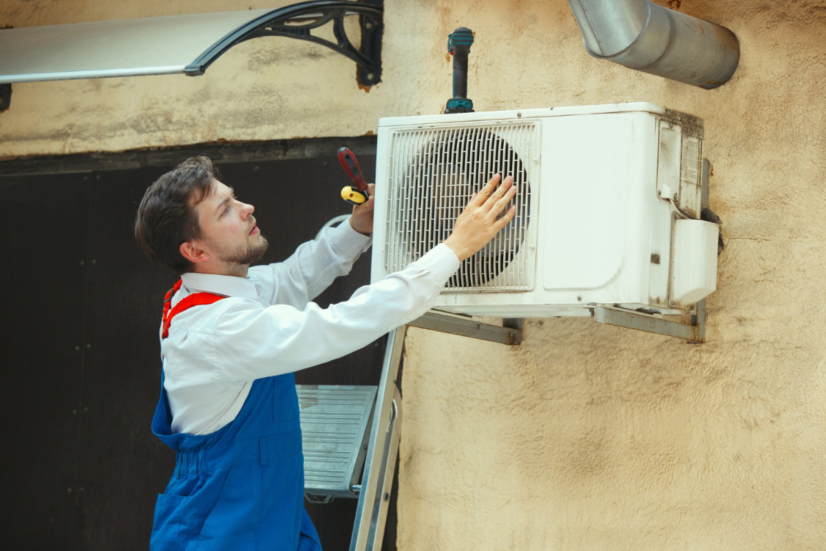 AC Cleaning and Repair Services