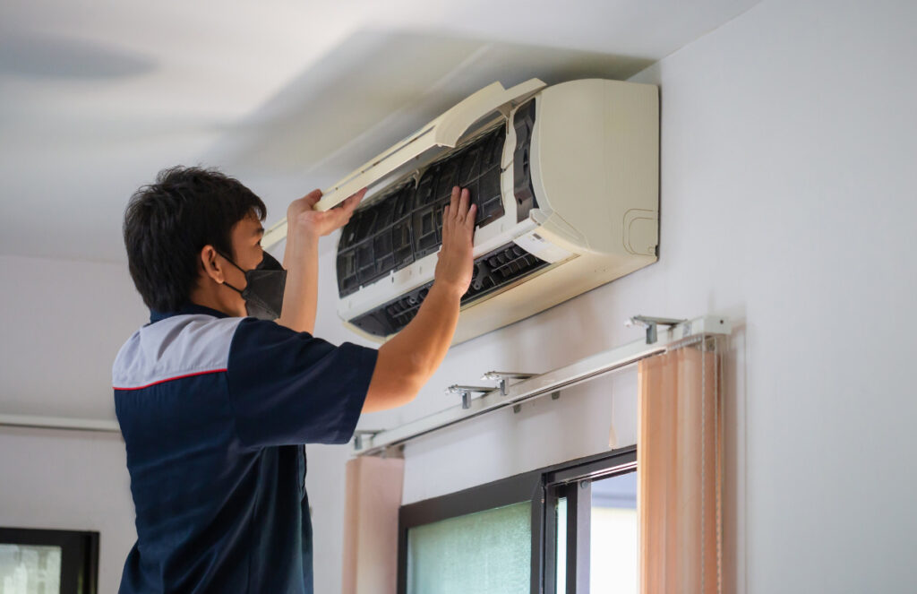 AC Cleaning in Dubai